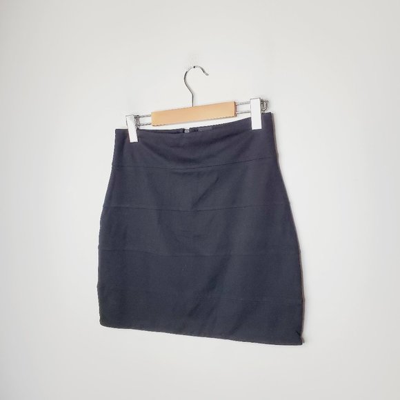 ARITZIA TALULA Black Stretch Bandage Mini Skirt - Picture 5 of 11
